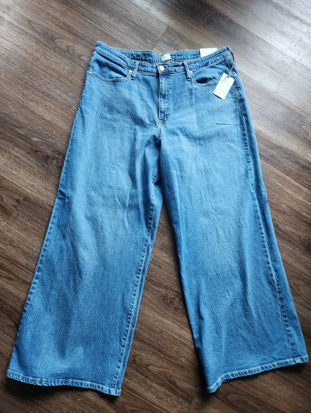 NWT a new day Wide Leg Jeans